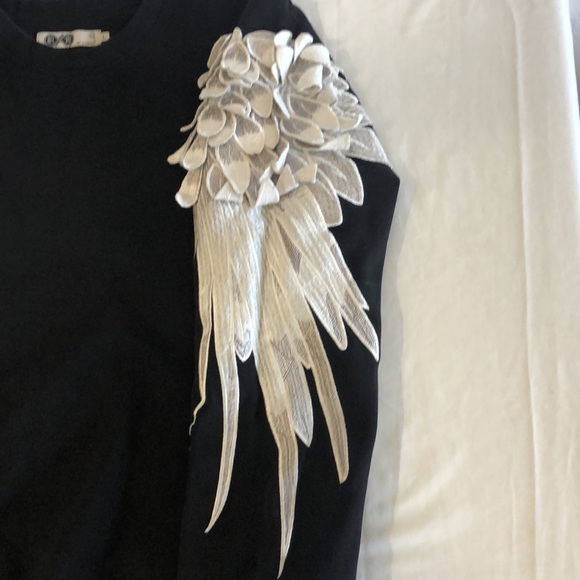 🌙✨ Host Pick 🌙✨ - Women's Ji Cheng 3D Angel Wing Sweater - Picture 3 of 7